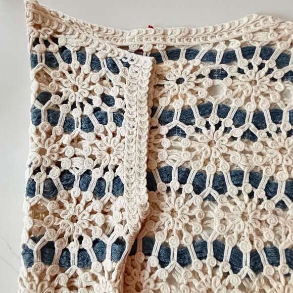 Solitaire Crochet Pullover Top Women's Sz M Round Neck Cap Sleeves Floral NWT - Picture 7 of 14